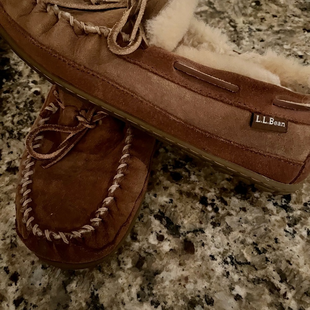 Men’s LL Bean slippers